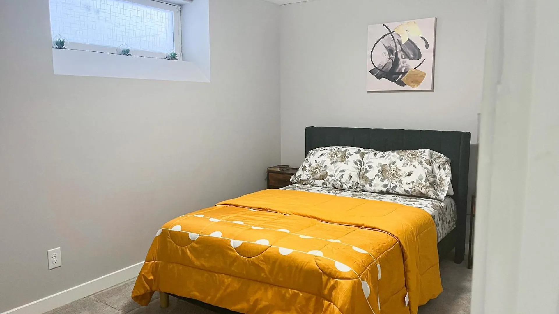 Holiday home Private Basement Suite With Comfort Winnipeg